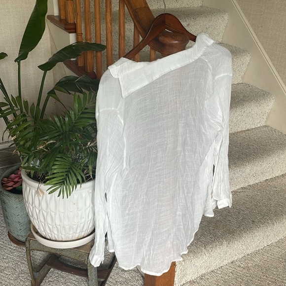 Zoye Chen White Gauzy Button-Up Flowy Swim Coverup - Picture 10 of 16